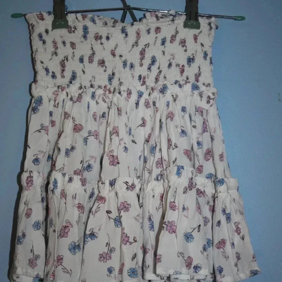 Skylar + Madison Pink and Blue Floral Print Skirt Sized Medium - Picture 11 of 14